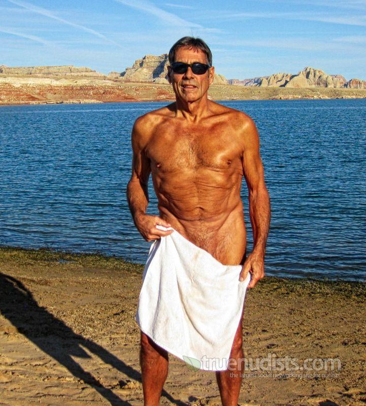 LakePowellAuNaturel nudist picture