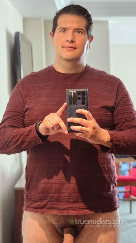 valentinoan nudist picture