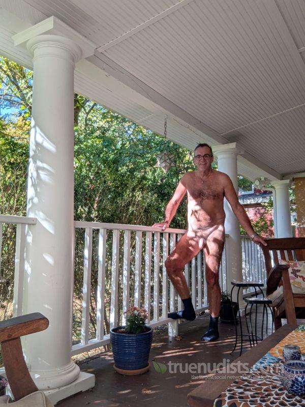 Ashtonfour nudist picture