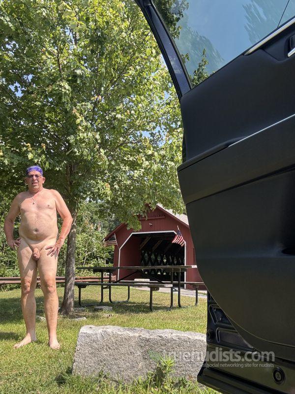 Takearulertoit nudist picture