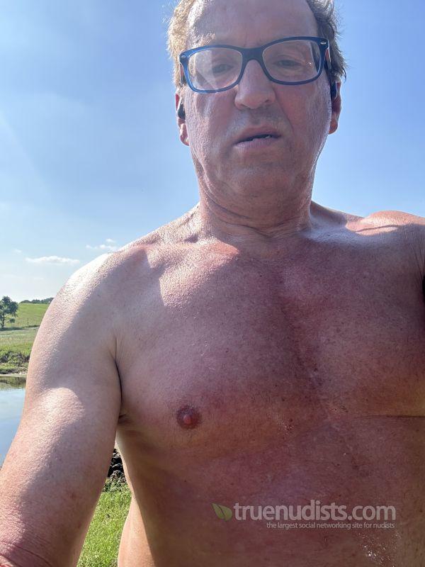 Punerfusser nudist picture