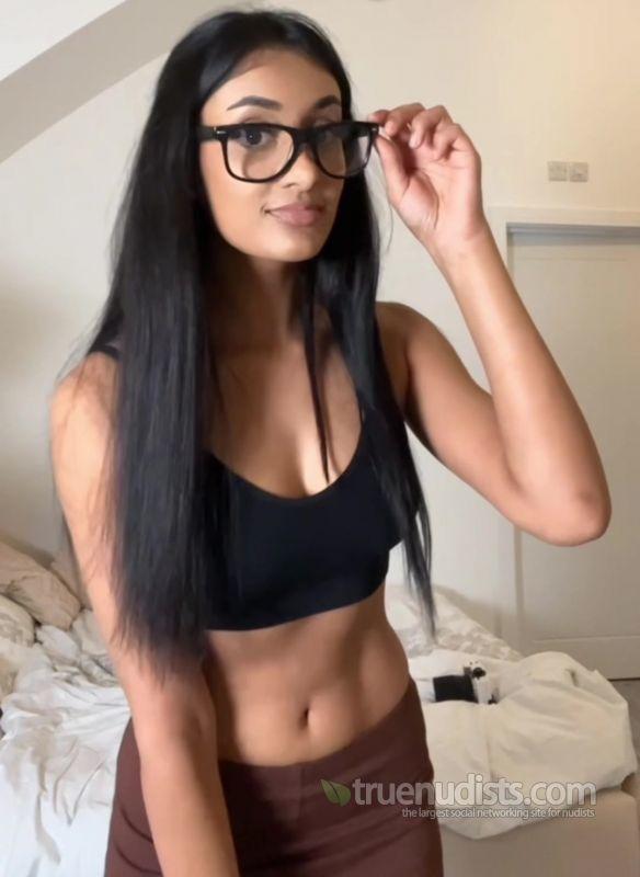nakedpriya nudist picture