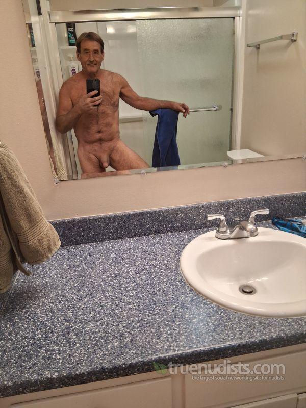 naturist_rs3976 nudist picture