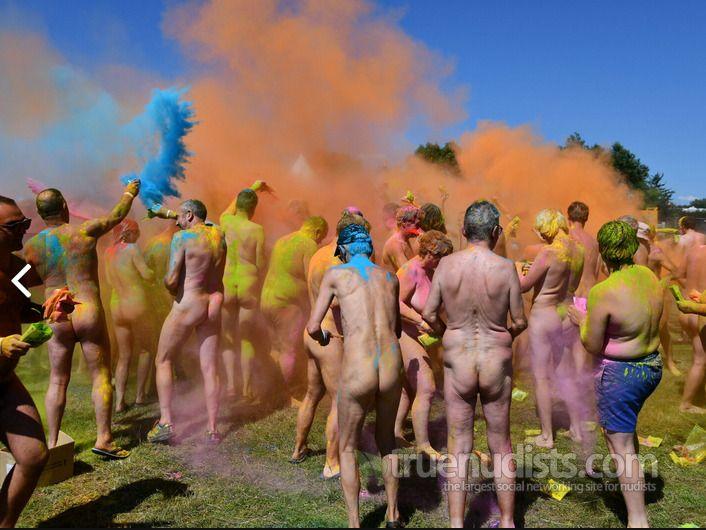 Barebum nudist picture