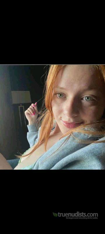 Sharon_Mallory30 nudist picture