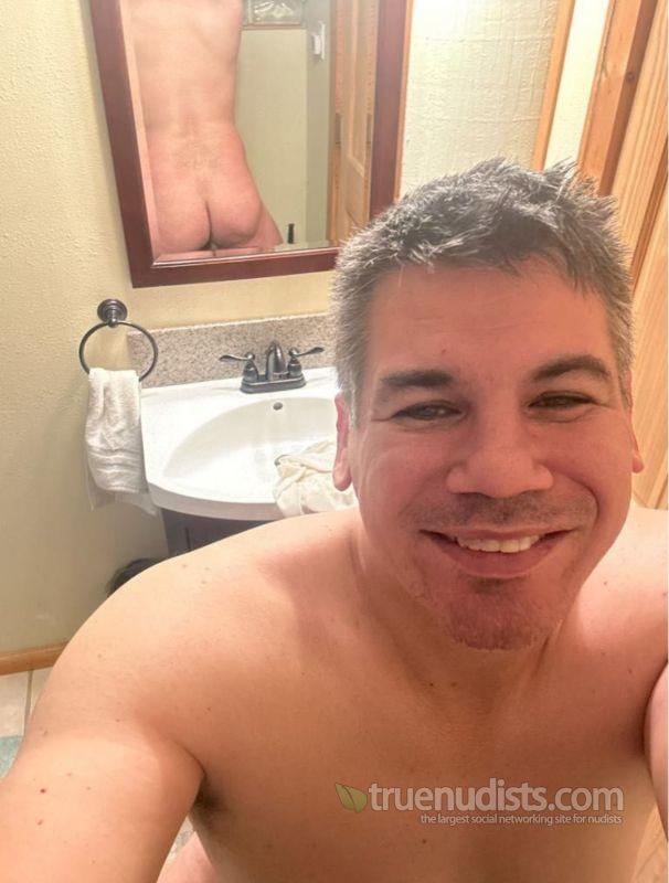 neskimojoe nudist picture