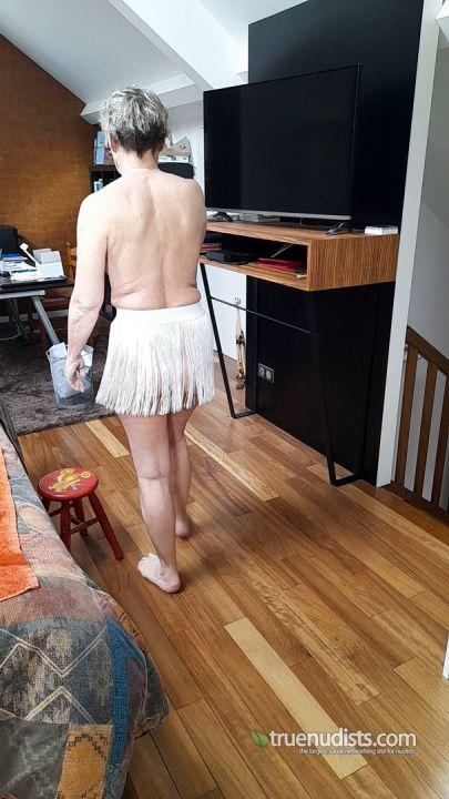 MAG1969 nudist video