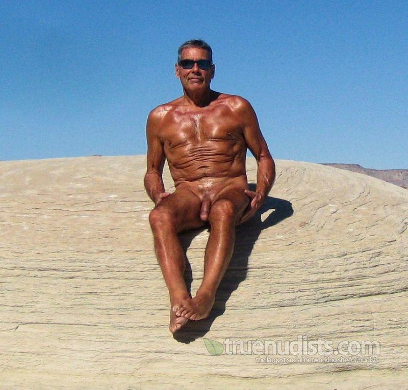 True Nudists Social Networking For Nudists With Over 300k Nudists true-nudists-social-networking-for-nudists-with-over-300k-nudists