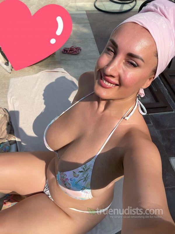 Nudevibe nudist picture