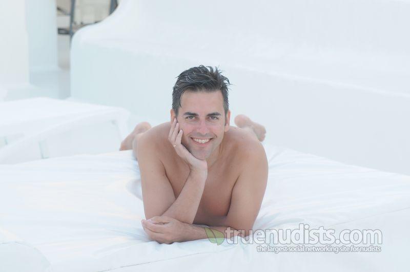 manuel160404 nudist picture