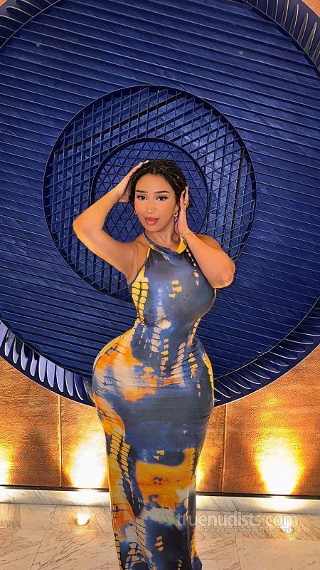 naturist_um2838 nudist picture