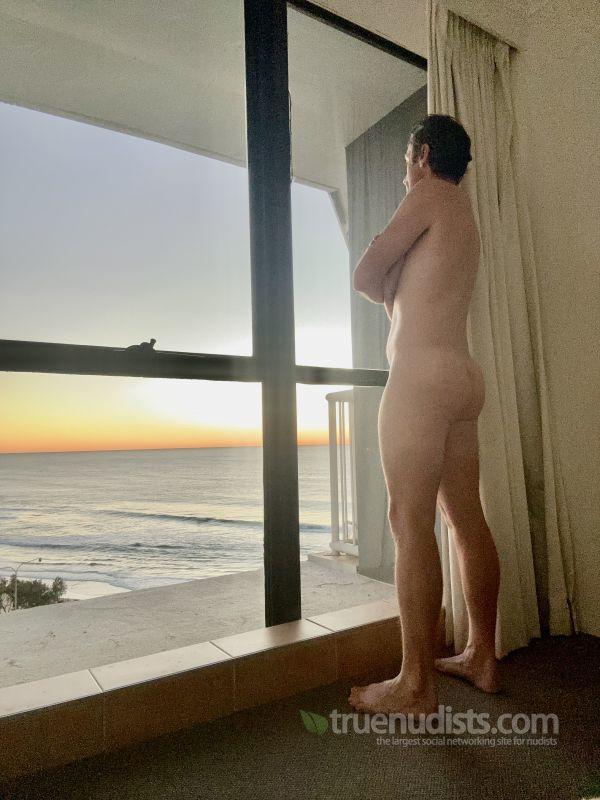 DudeNude039 nudist picture