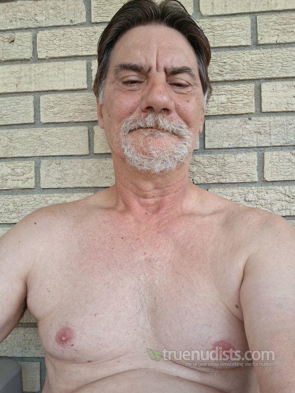 Merlin502 nudist picture