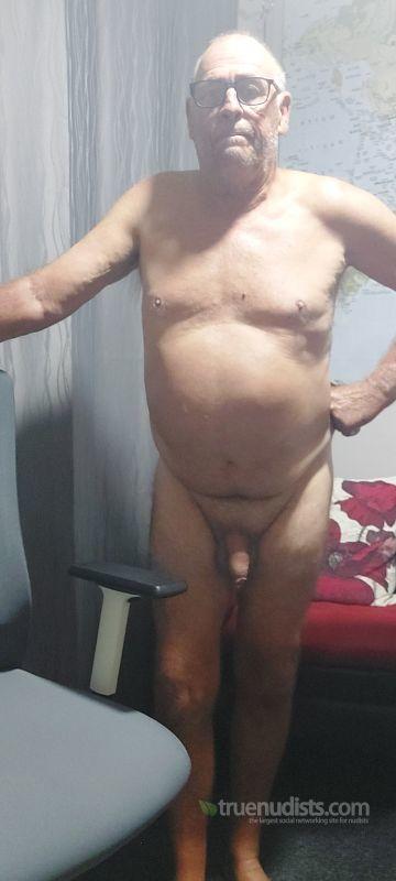 bannanabender nudist picture