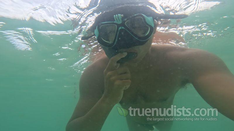 LundyChen nudist picture