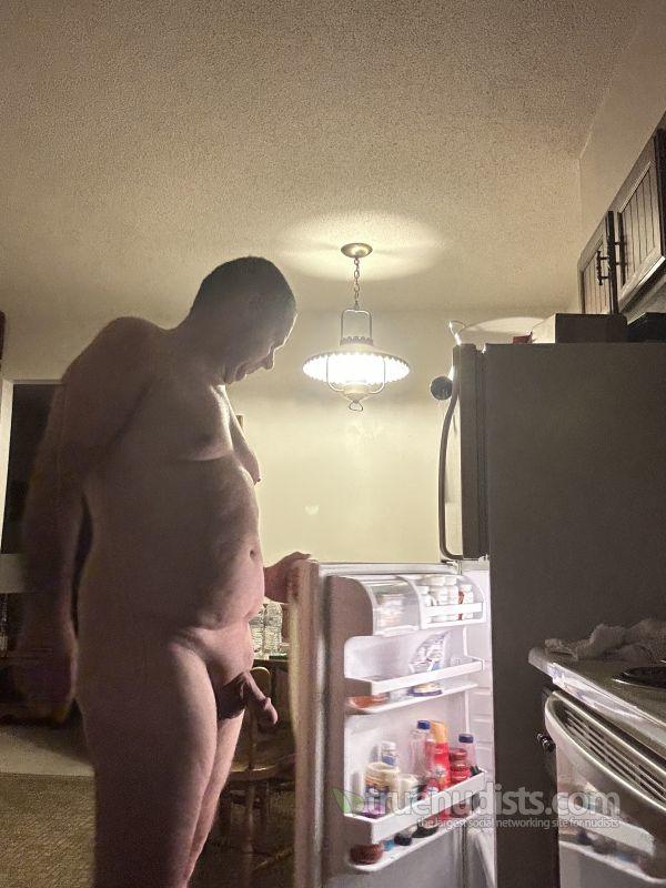 DesertNudie nudist picture