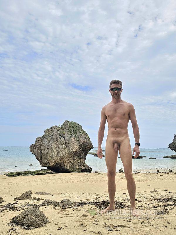 naturman82 nudist picture
