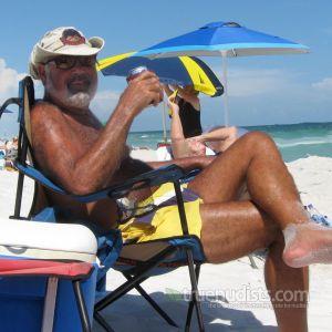 One nudist out and about