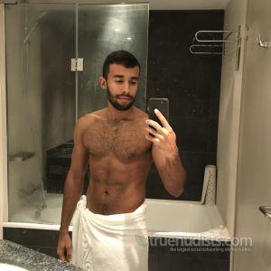 Solo dude staying in
