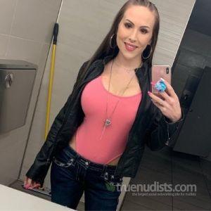 Solo woman